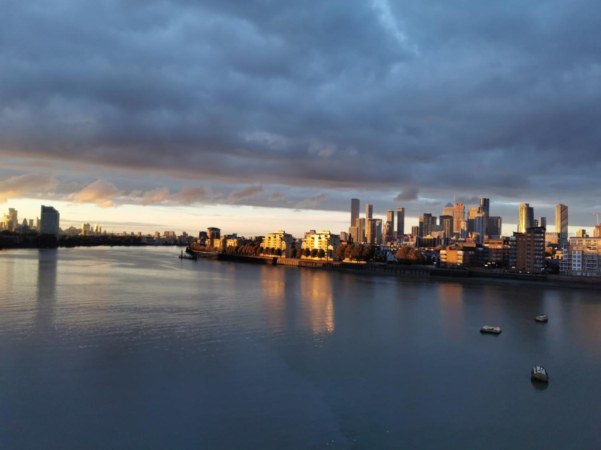 In Flat With Stunning Thames River View Alloggio in famiglia Londra